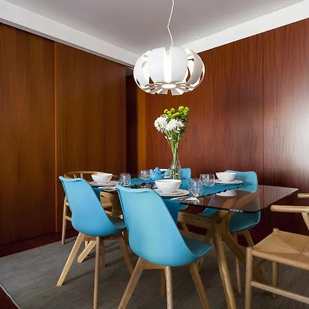 Charming 2-bedroom In The Centre アパート *