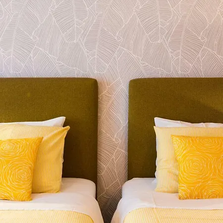 Apartament Charming 2-bedroom In The Centre *