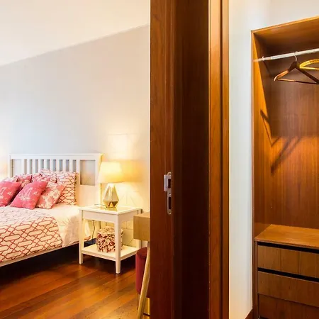 Charming 2-bedroom In The Centre Apartament Lizbona