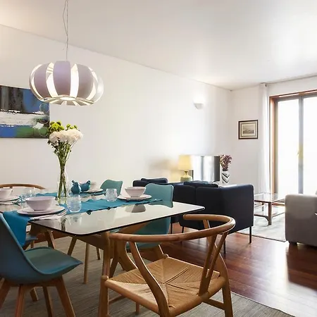 Charming 2-bedroom In The Centre * Lisbona